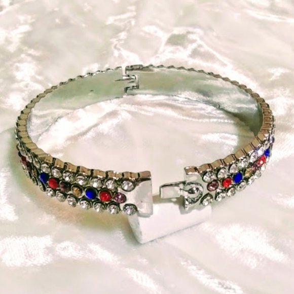 WATCH, BRACELET&HOOP EARRINGS SET*STRADA*PINK BAND*RAINBOW AUSTRIAN CRYSTALS. - Picture 6 of 16